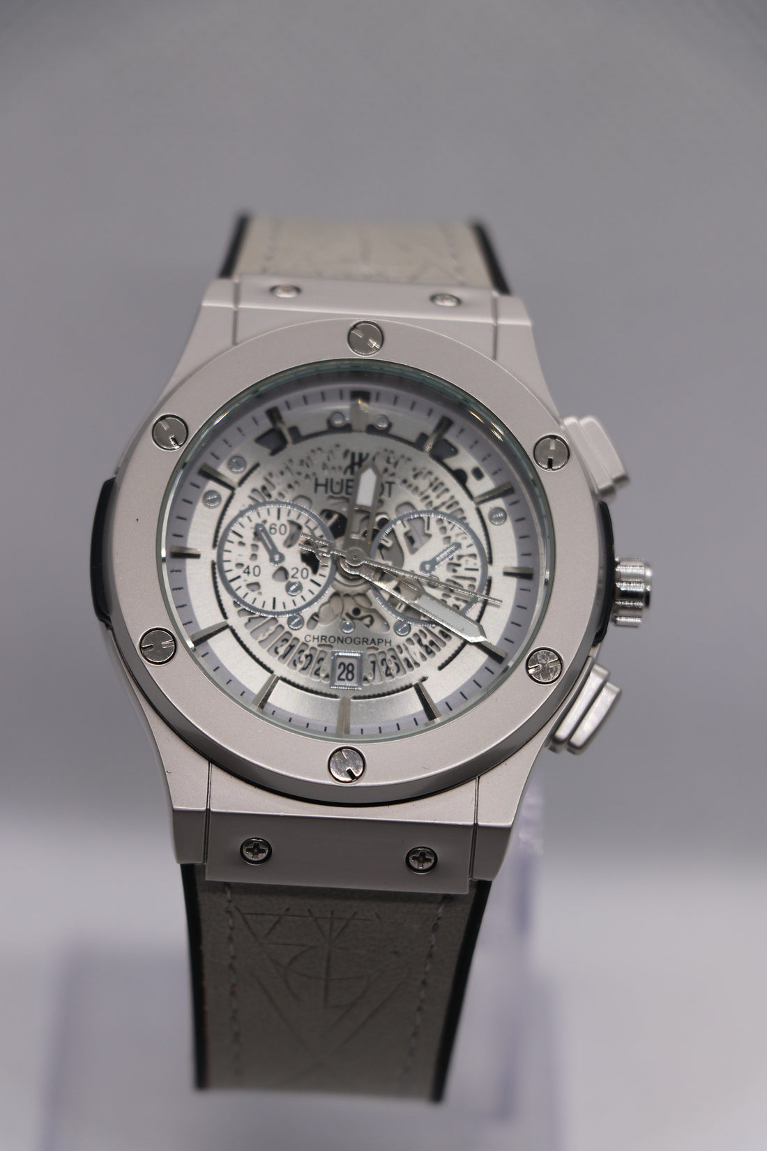 Hublot Skeleton White Dial Grey Rubber Strap Men's Watch